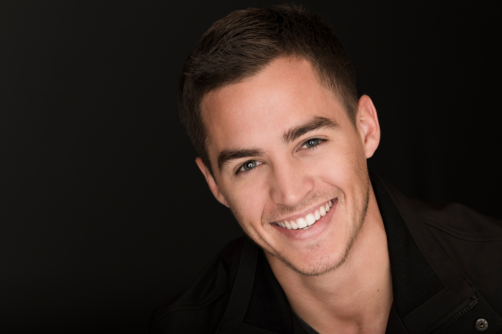 ActorHeadshot29